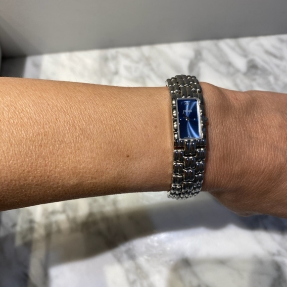 Fendi watch - Picture 9 of 10